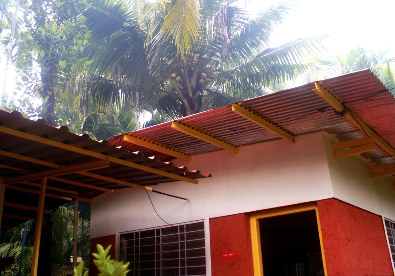 Anahat Cottages Diveāgar Екстериор снимка